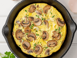 Mini-Omelete de Cogumelos com Penne Tricolor Mini-Omelete de Cogumelos com Penne Tricolor