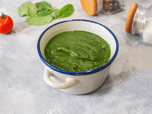 Puré de Espinafres e Batata-doce com Peru Puré de Espinafres e Batata-doce com Peru