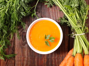 sopa de cenoura e alface