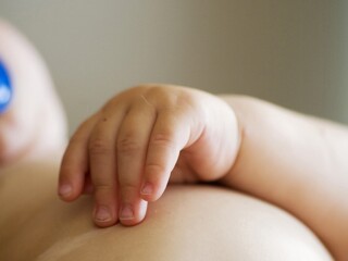 barriga de bebé