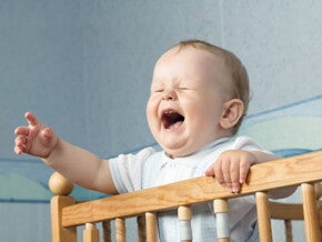 Porque o bebé chora mal fica de noite? Porque o bebé chora mal fica de noite?
