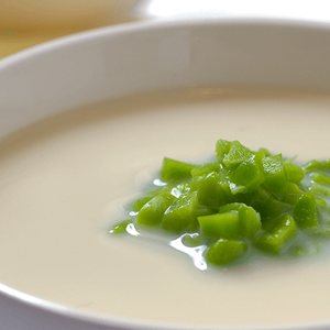 sopa de feijao branco com coentros e frango