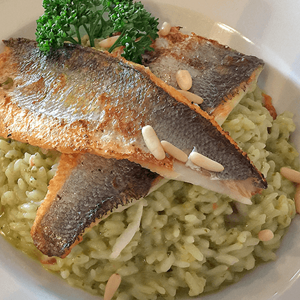 Filetes de Linguado com Molho de Limão e Arroz de Brócolos