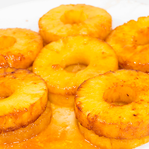 ananas com molho de maracuja