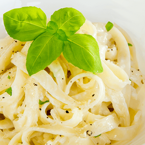Gratinado de Peru com Curgete e Beringela com Tagliatelle
