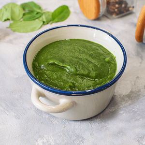 Puré de Espinafres e Batata-doce com Peru Puré de Espinafres e Batata-doce com Peru