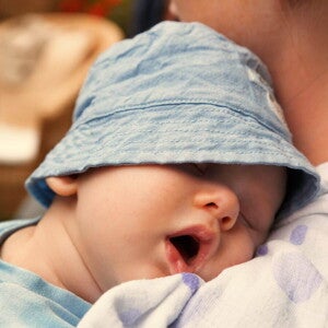 Mãe a conhecer o sono do bebé