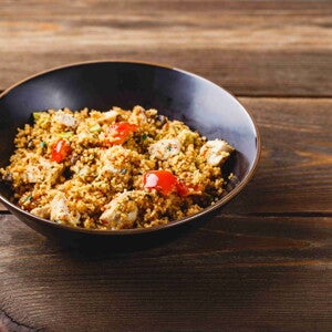 Como Fazer Farinha de Mandioca para Bebés: Receita Saudável e Fácil Como Fazer Farinha de Mandioca para Bebés: Receita Saudável e Fácil