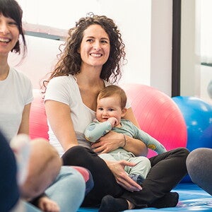 Mãe sozinha? 10 atividades para fazer com o bebé e que a recompensam