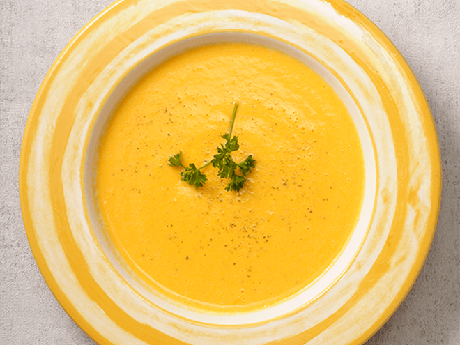 Sopa de Alho Francês, Cenoura e Massinha com Maruca