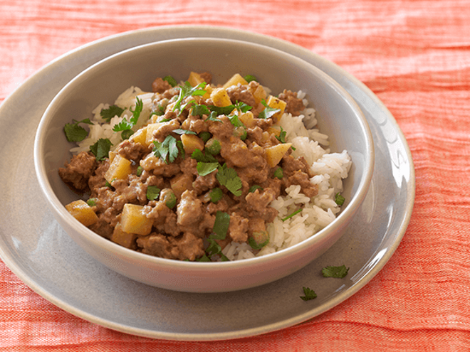 Borrego Estufado com Arroz de Abóbora Borrego Estufado com Arroz de Abóbora