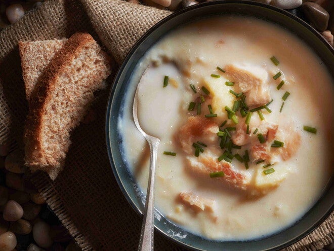 Açorda de Peixe para Bebé: Guia Completo, Receitas e Dicas