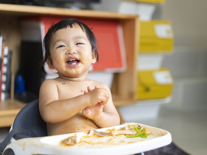 ao longo do seu primeiro ano de vida, as necessidades nutricionais do bebé