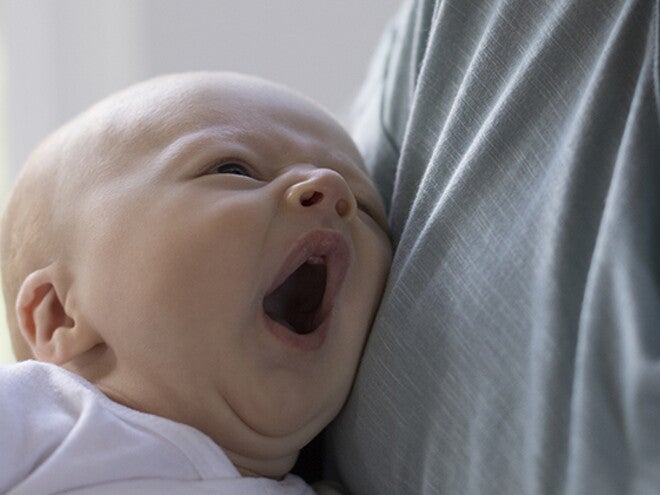 Mãe a conhecer o sono do bebé