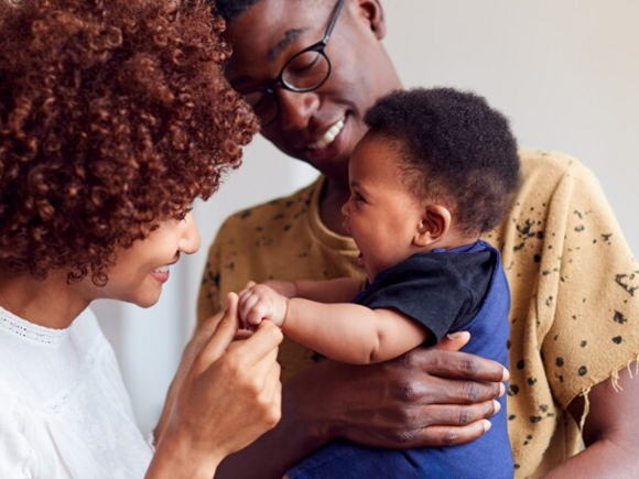 Partilhe as suas histórias sobre parentalidade no Instagram utilizando #CuidarÀMinhaManeira Partilhe as suas histórias sobre parentalidade no Instagram utilizando #CuidarÀMinhaManeira